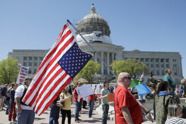 virus-outbreak-protest-missouri