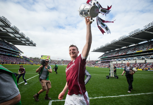 joe-canning-celebrates-with-the-liam-mccarthy