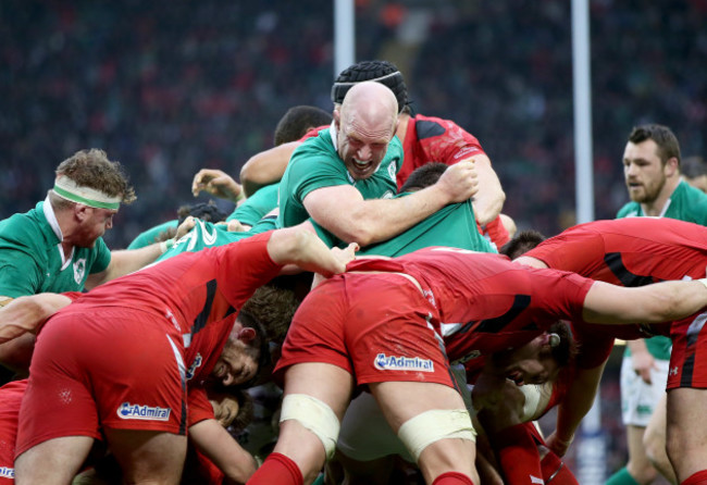 paul-oconnell-drives-a-maul-that-leads-to-a-penalty-try