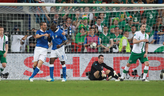 mario-balotelli-celebrates-his-goal