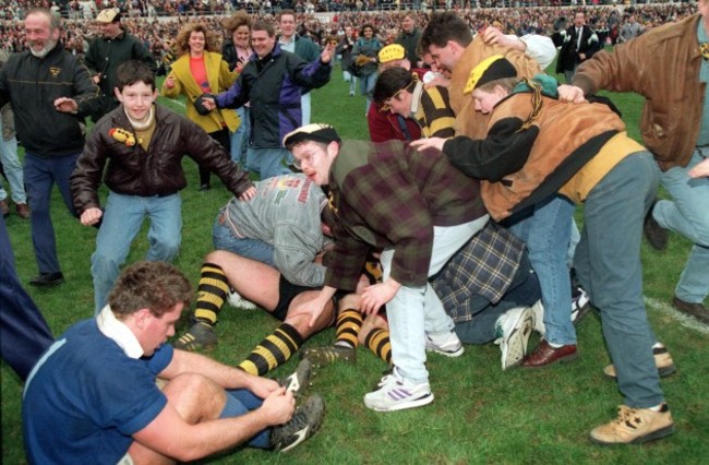 the-young-munster-team-celebrate-1993