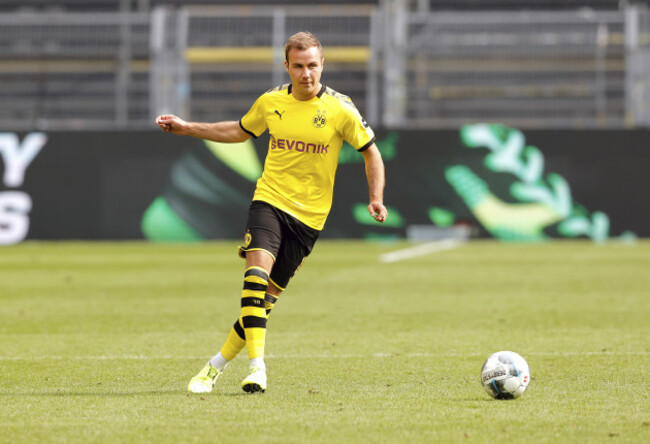 soccer-1-bundesliga-borussia-dortmund-fc-schalke-04-4-0