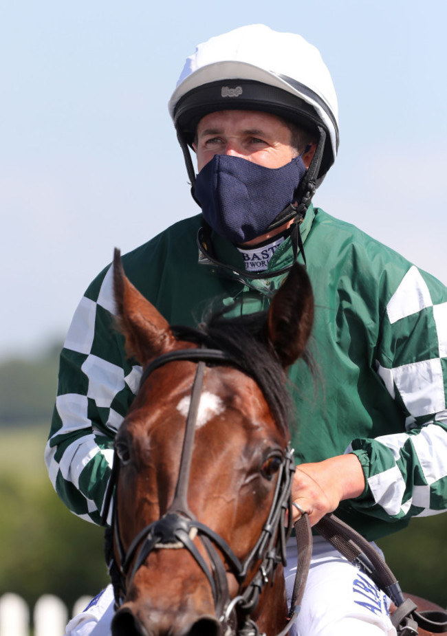 shane-foley-onboard-lucky-vega-after-winning