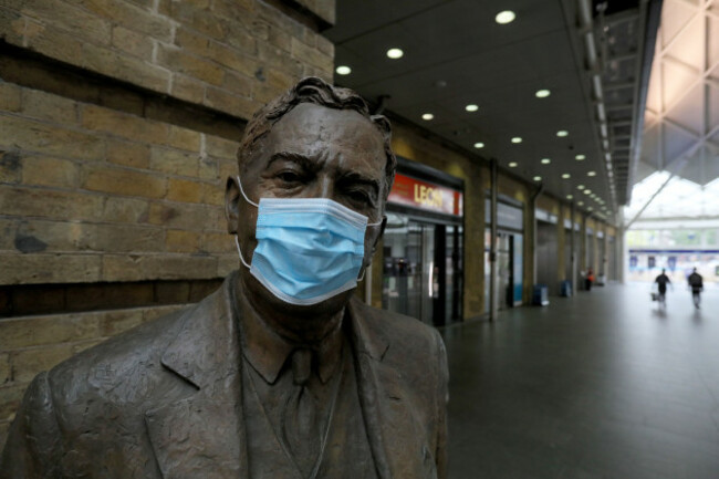 britain-london-covid-19-public-transport-face-covering