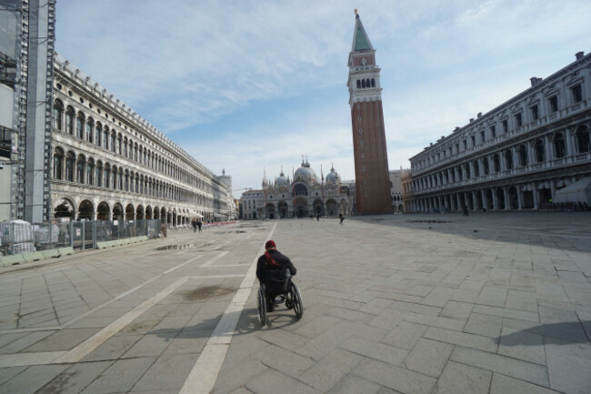 italy-venice-streets-empty-during-coronavirus-quarantine