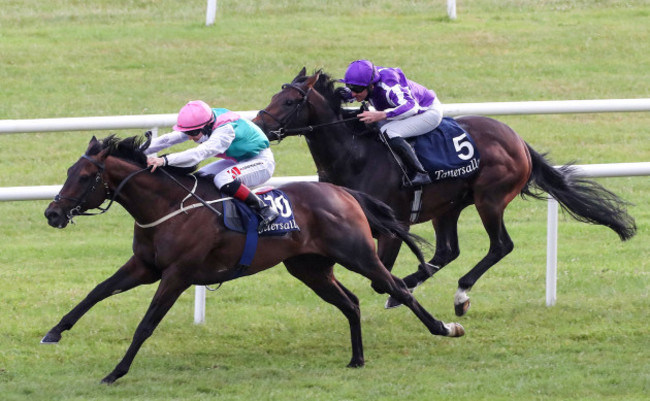 colin-keane-onboard-siskin-comes-home-to-win-ahead-of-seamus-heffernan-onboard-lope-y-fernandez