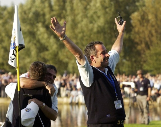 paul-mcginley-celebrates