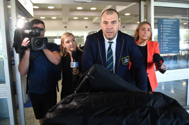 rugby-wallabies-sydney-arrivals