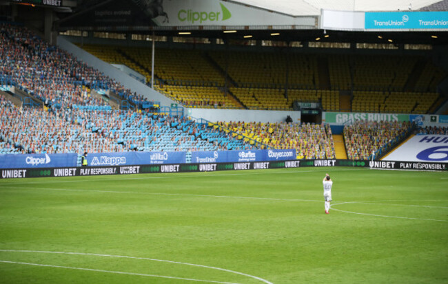 leeds-united-v-fulham-sky-bet-championship-elland-road