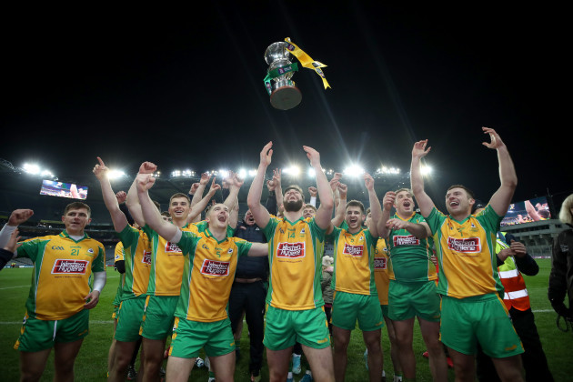 corofin-players-celebrate-after-the-game-with-the-cup