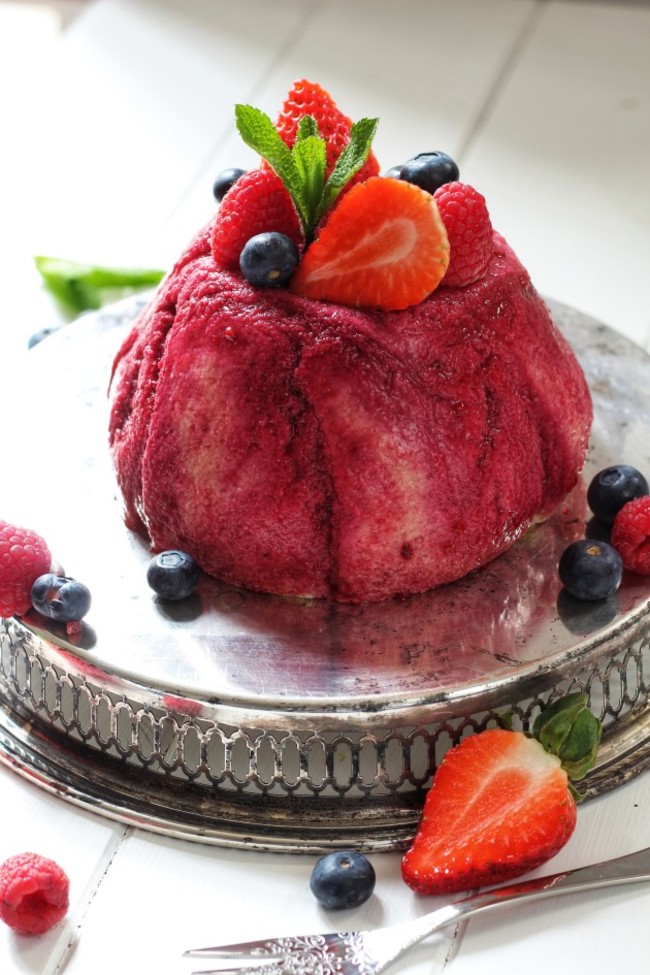 Brioche Summer berry pudding