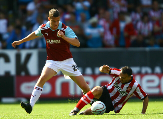 soccer-pre-season-friendly-burnley-v-sunderland-turf-moor