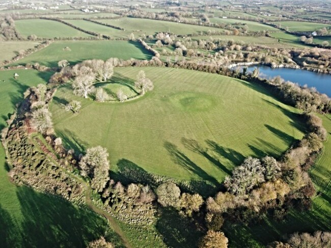 Figure 2_Navan Fort Aerial Photograph(1)