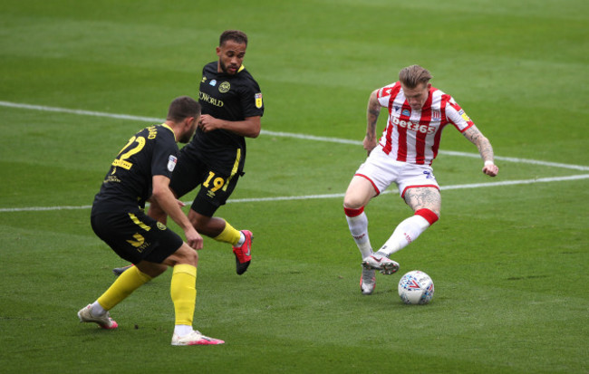 stoke-city-v-brentford-sky-bet-championship-bet365-stadium