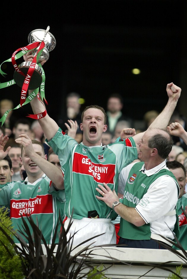 tommy-lyons-and-david-brady-celebrate-with-cup