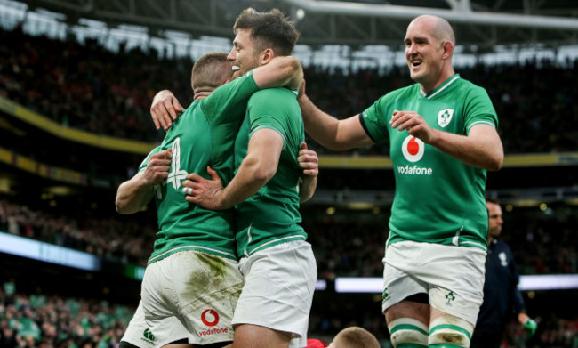 andrew-conway-celebrates-scoring-a-try-with-ross-byrne-john-cooney-and-devin-toner