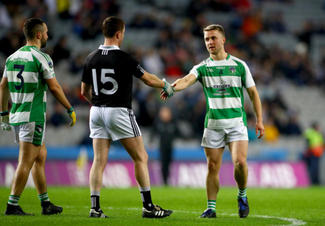 tommy-freeman-and-liam-moran-shake-hands-after-the-game