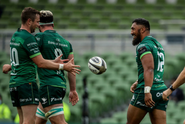 bundee-aki-celebrates-scoring-a-try-with-jack-carty