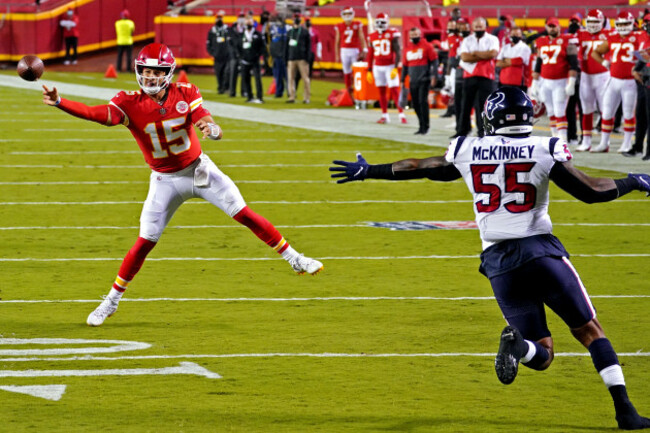nfl-houston-texans-at-kansas-city-chiefs