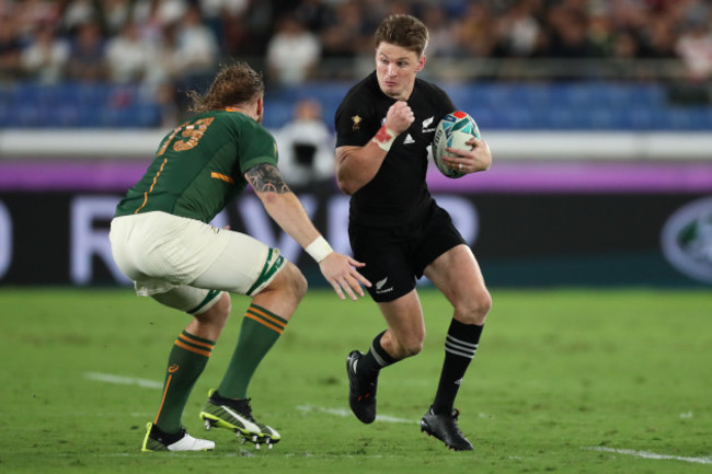 beauden-barrett-in-action-with-lukhanyo-am