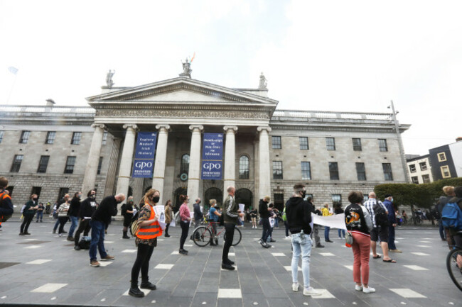 LR 4345 Coivd-19 protest_90607585