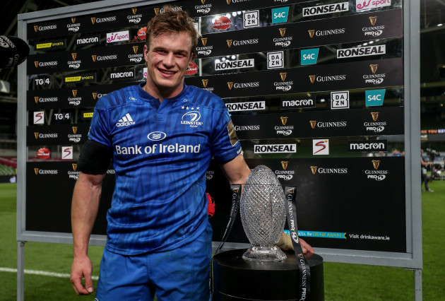 josh-van-der-flier-is-presented-with-the-guinness-pro14-player-of-the-match-award