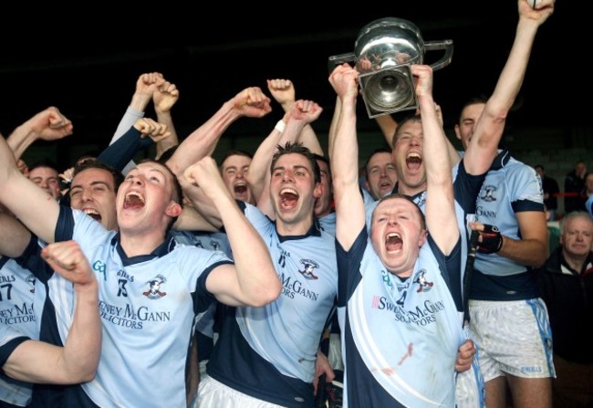 kieran-bermingham-lifts-the-cup