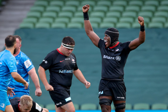 maro-itoje-celebrates-at-the-full-time-whistle