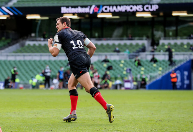 alex-goode-celebrates