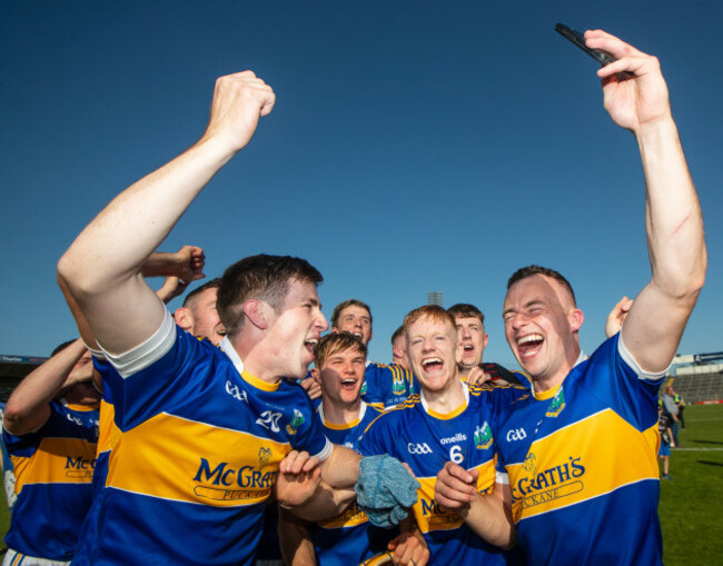 kildangan-players-celebrate