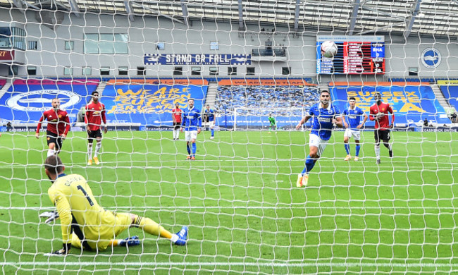 brighton-and-hove-albion-v-manchester-united-premier-league-amex-stadium