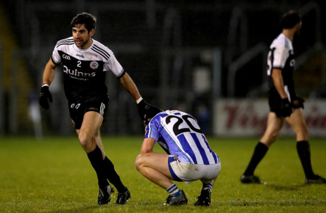 niall-branigan-consoles-tom-hayes