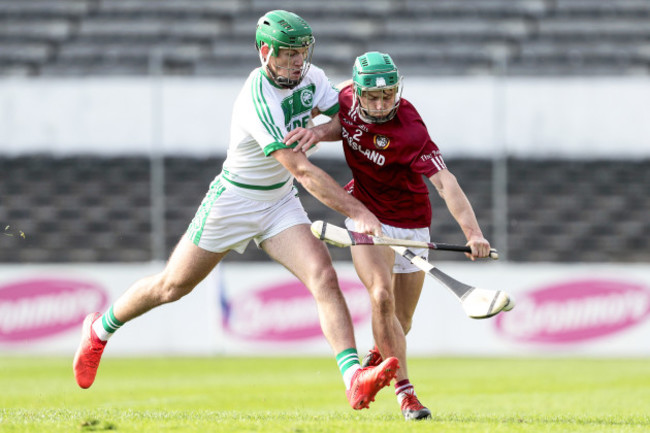 eoin-cody-scores-a-goal-despite-conor-fitzpatrick