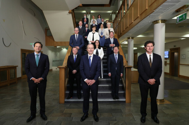NO FEE CABINET MEETING GROUP SHOT