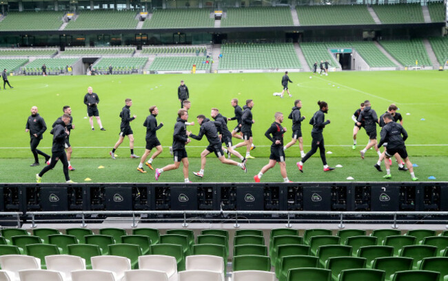 dundalk-players-training