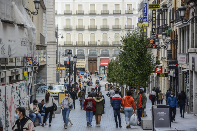 daily-life-amid-coronavirus-covid-19-crisis-in-madrid-spain-04-oct-2020