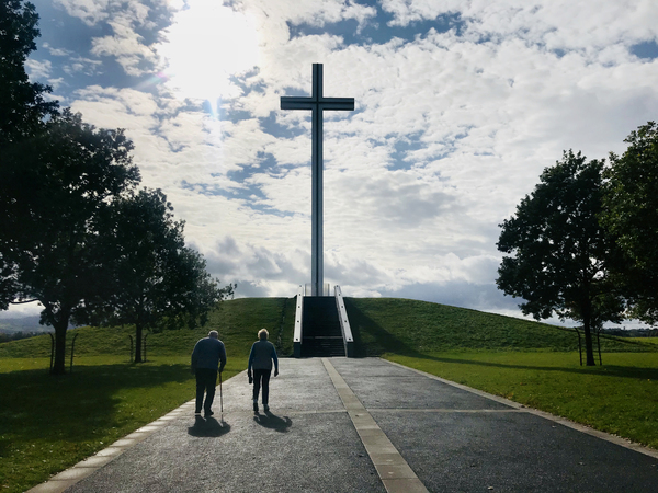 001 Papal Cross