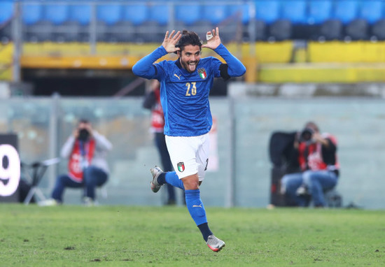 riccardo-sottil-celebrates-scoring-their-first-goal