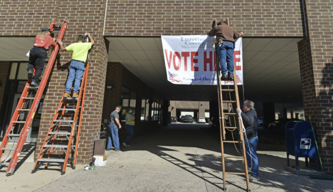 voting-in-wilkes-barre-us-15-oct-2020