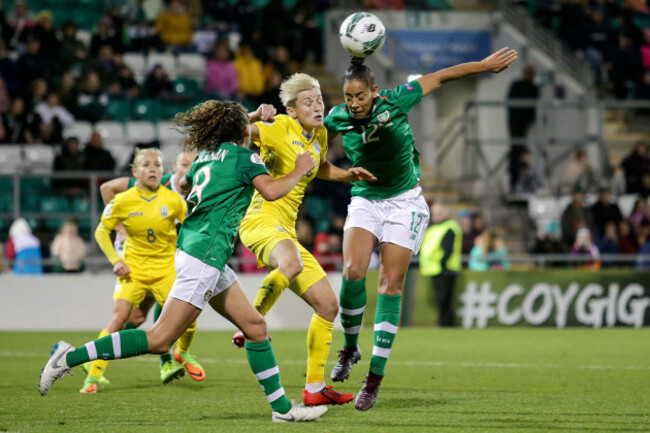 rianna-jarrett-and-leanne-kiernan-with-natiya-pantsulaya