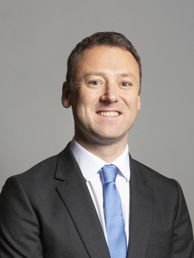 Official_portrait_of_Brendan_Clarke-Smith_MP_crop_2