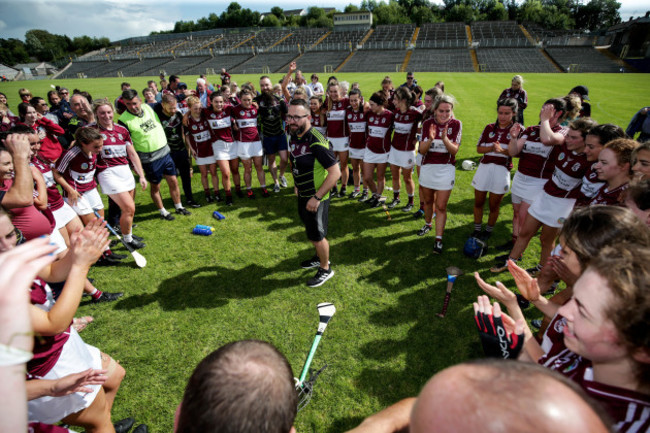 johnny-greville-speaks-to-his-team-after-the-game