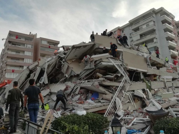 earthquake-of-magnitude-7-0-hits-turkey