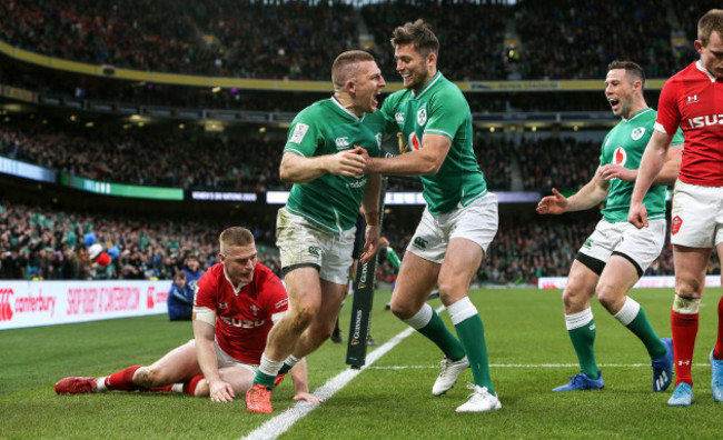 andrew-conway-celebrates-scoring-a-try-with-ross-byrne-and-john-cooney
