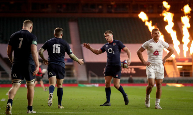 elliot-daly-celebrates-scoring-a-try-with-owen-farrell
