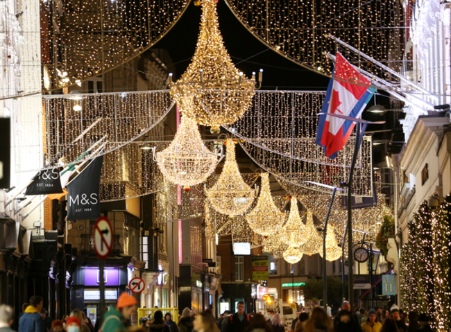 037 Grafton Street Christmas Lights