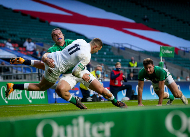 jonny-may-scores-a-try-despite-james-lowe