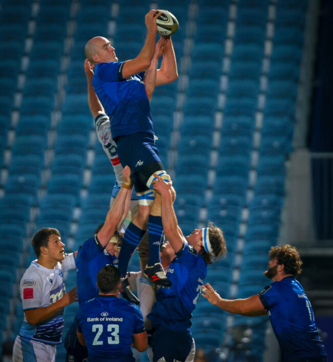 devin-toner-wins-a-line-out