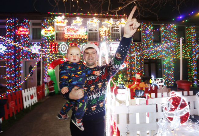 19 Christmas Lights Finglas