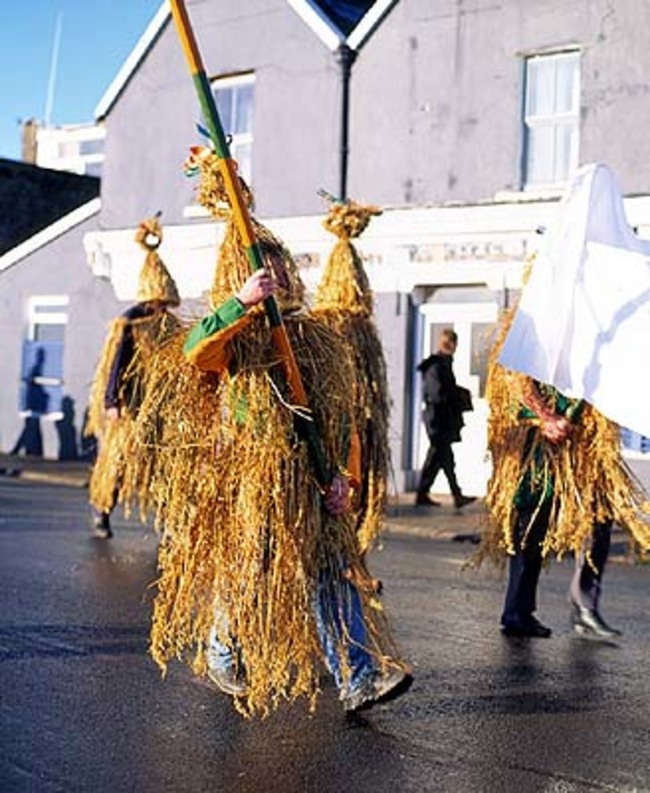 15. vtls000251373- Wren boys annual parade, St. Stephen's Day, December 26th, Dingle, Co. Kerry